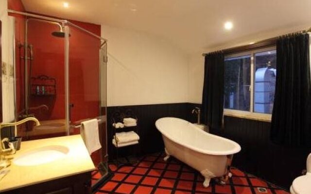 Shenanbei Boutique Hotel