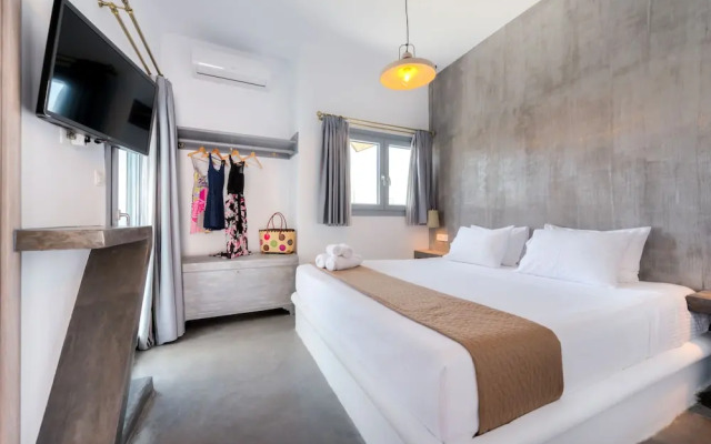 Pasithea Luxury Suites