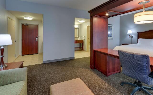 Hampton Inn & Suites Indianapolis-Airport