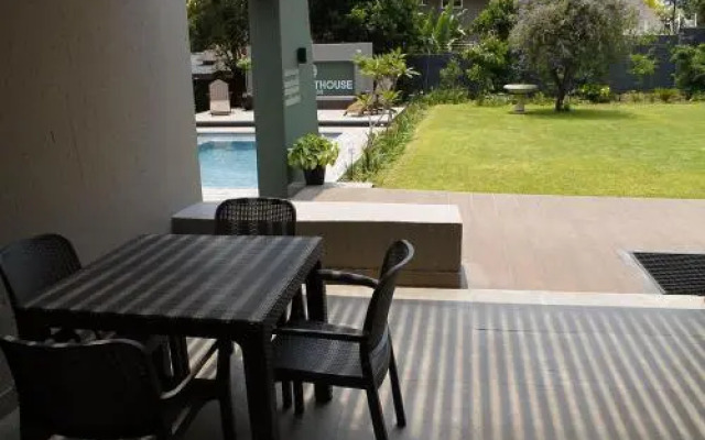 The Guesthouse 6 on Vrede