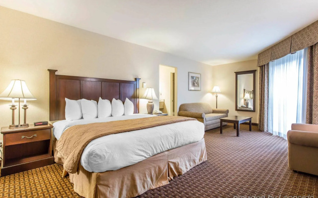 Quality Inn Fallbrook I-15