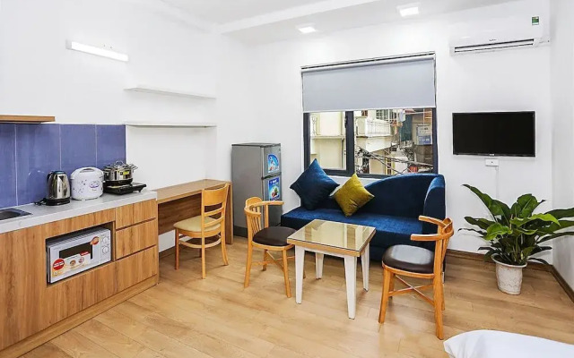 Amazing NYT Home Balcony Cozy Studio