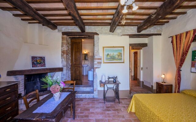 Gorgeous Apartment With Pool Near Sibillini Mountains