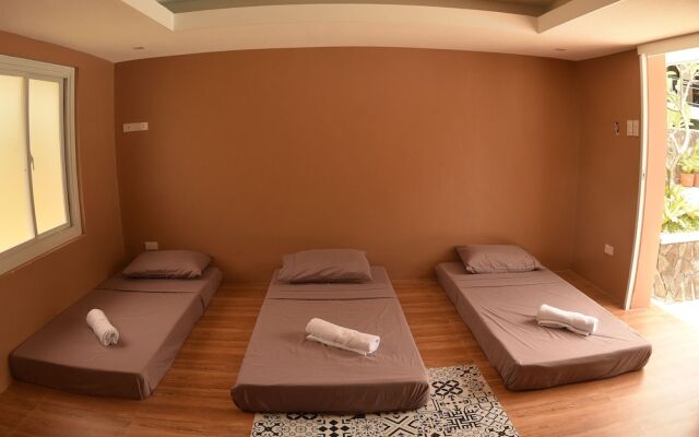 Angela's Resort And Leisure Farm-Hostel