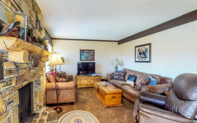 Mammoth Ski & Racquet Club #131