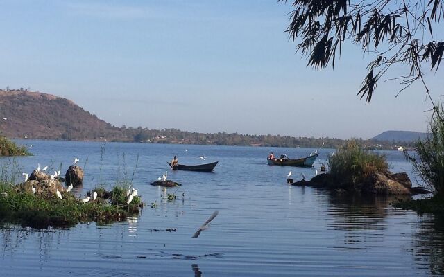 El´molo Crocodile Park and Lodge