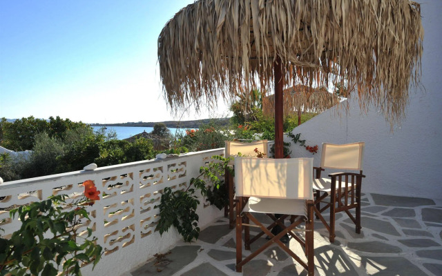 Arokaria Beach Studios