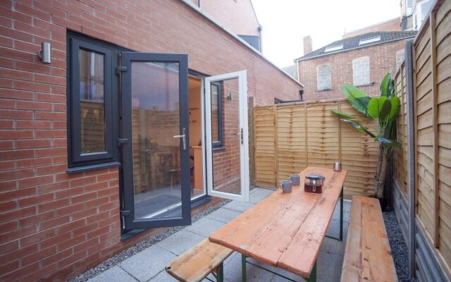 Higgihaus at 3b Cheltenham Lane Bristol