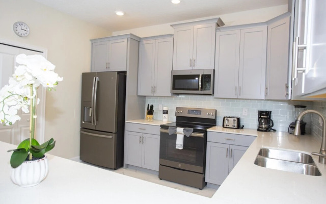 Champions Gate 1600 A