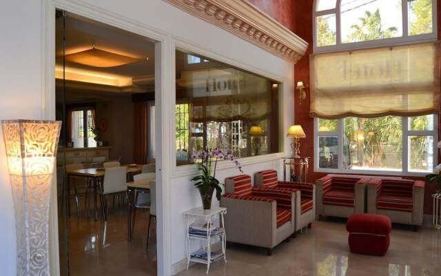 Versalles Hotel