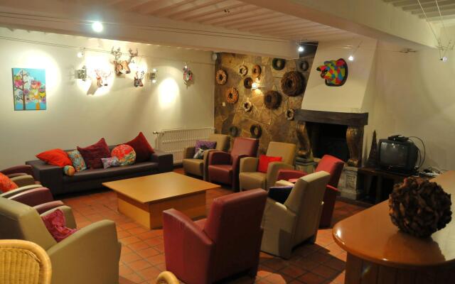 Lovely Holiday Home in Marche-en-Famenne with Hot Tub