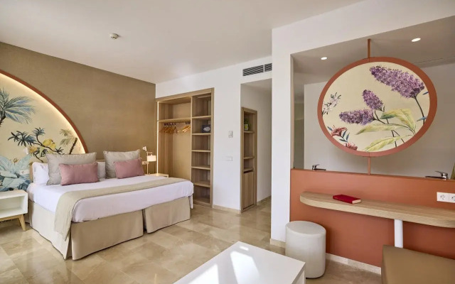 Eix Alzinar Mar Aparthotel