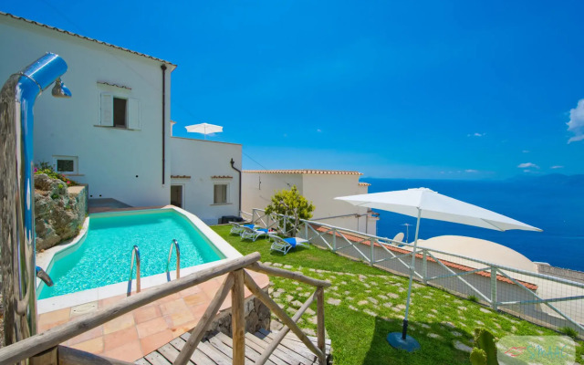 Villa Imperati - Splendid Villa With Private Pool Overlooking the sea