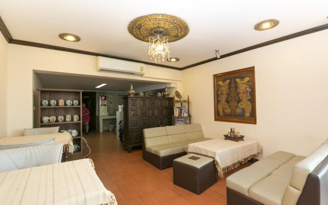 SK Boutique Maha Nakhon