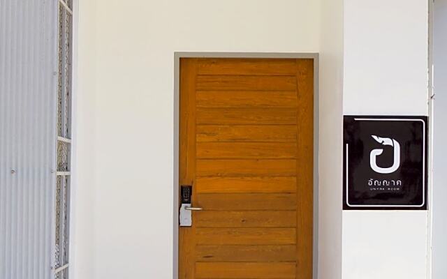Unyak Room Ayutthaya