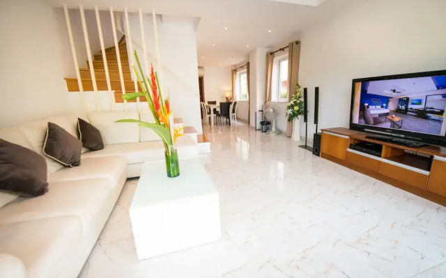 Blue Chill private Pool Villa - Koh Chang