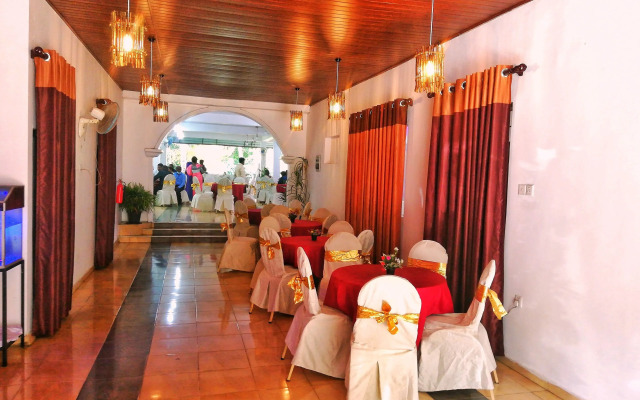 Hotel Elephant Lobby