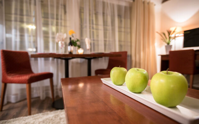 The Nicholas Hotel Residence