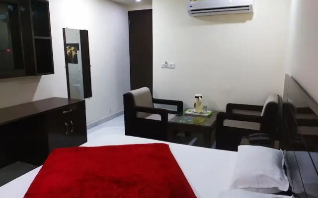 Oyo 39595 Hotel Ray Ban