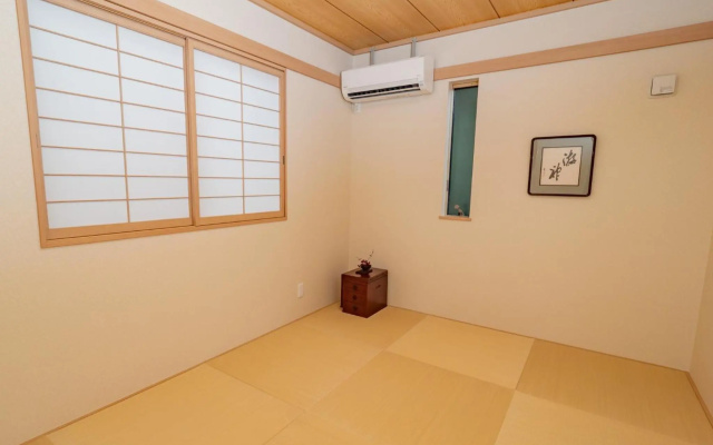 Kamakura International House Japanese-style room w Shower Toilette - Vacation STAY 11585 – Hotel Rooms – Kamakura