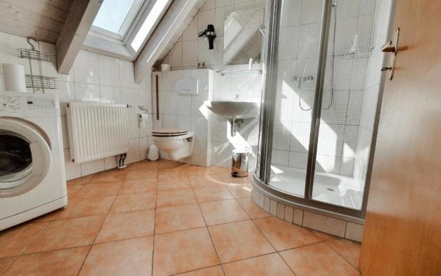 Cafe Altmühl, Ferienwohnungen Gästehaus Krimhilde direkt am Wasser