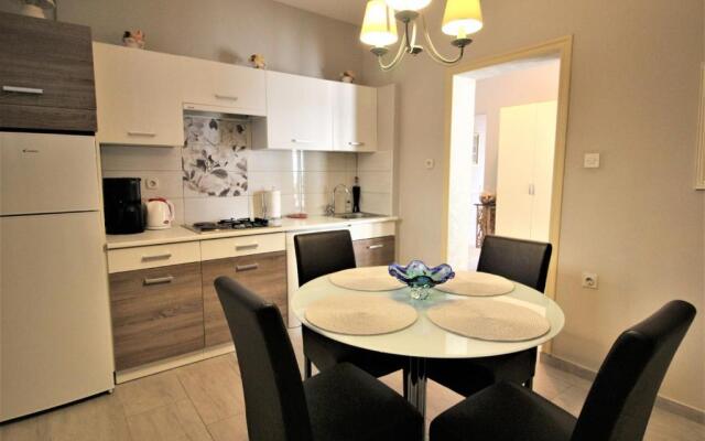 Apartments Marina 1055