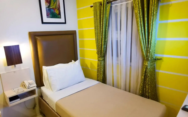 ZEN Rooms M.P. Yap Street