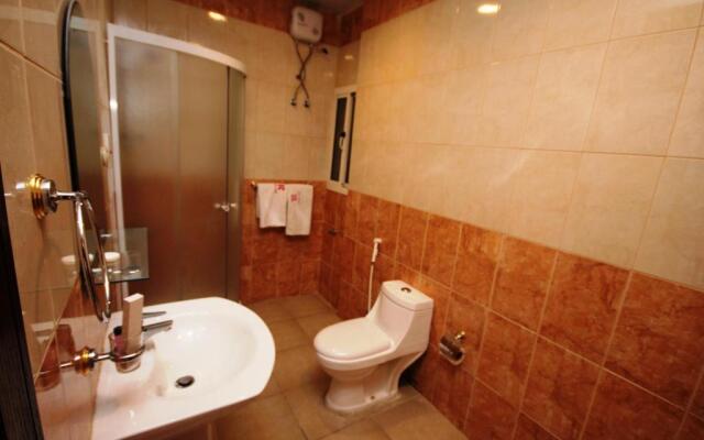 Al Thanaa Alraqi Furnished Apartments