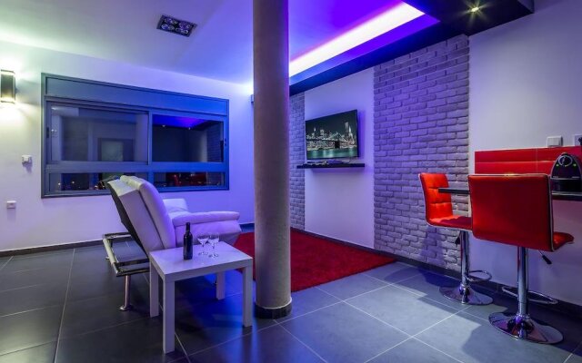 Villa Sarah Studios