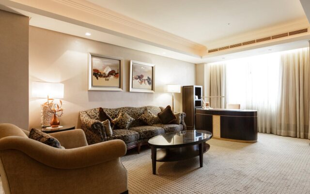 Jen Dow International Hotel