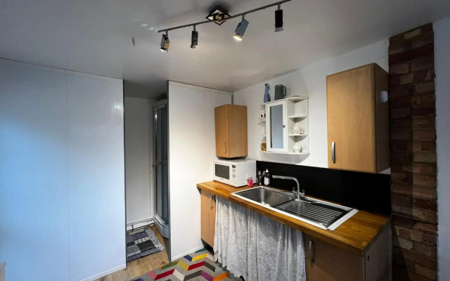 The Caduceus - Private Cabins