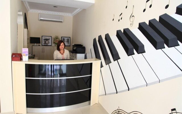 Avlion Hotel