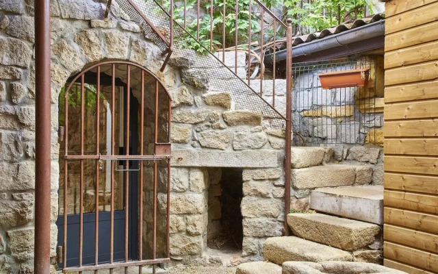 Aux Prisons de Montagny