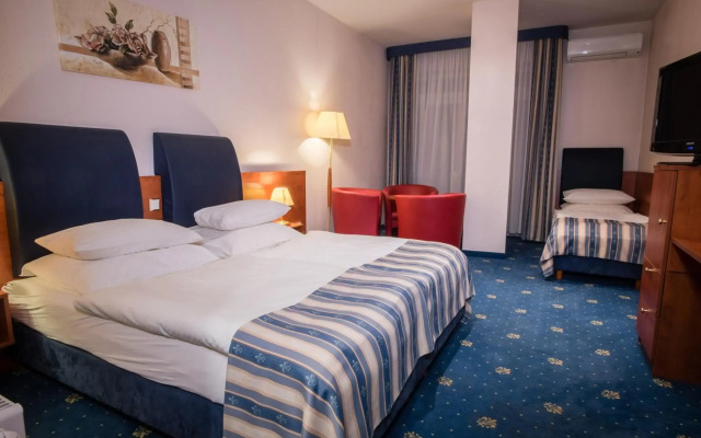 Hotel Gwarna