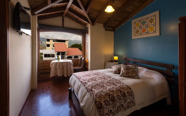 Hotel Bella Casona