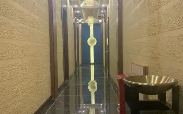 Zhaotong Yuting Lanshe Homestay (Shenggenshanshui Branch)