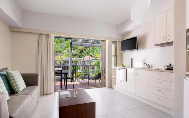 Mantra French Quarter Noosa – Guest Rooms – Noosa Heads