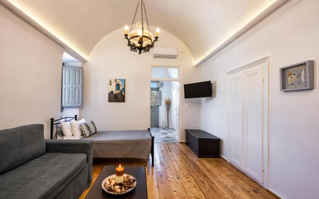 450 Years Castle House for 2-5 People/Jacuzzi