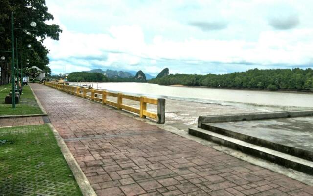 Thepparat Lodge Krabi