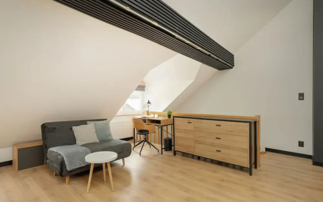 Secret Garden Apartment by Renters