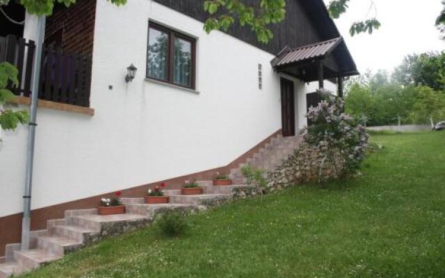 Guest House Tone