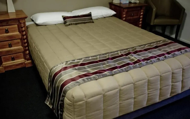 Quality Inn Centre Point