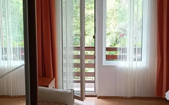 Pasager House