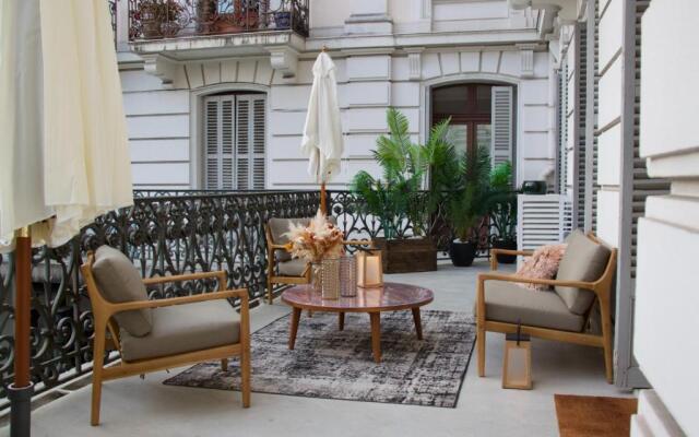 EXCEPTIONNEL! Luxueux appartement 150 m2 Terrasse 40m2 plein centre 6personnes