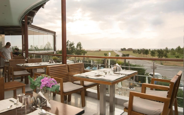 Cosmopolitan Hotel