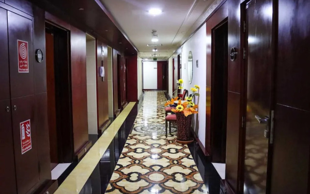 Phoenix Retreat Deira By Dancenter