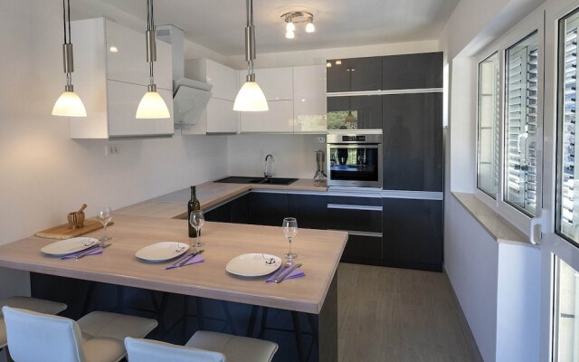 Apartments Snjezana