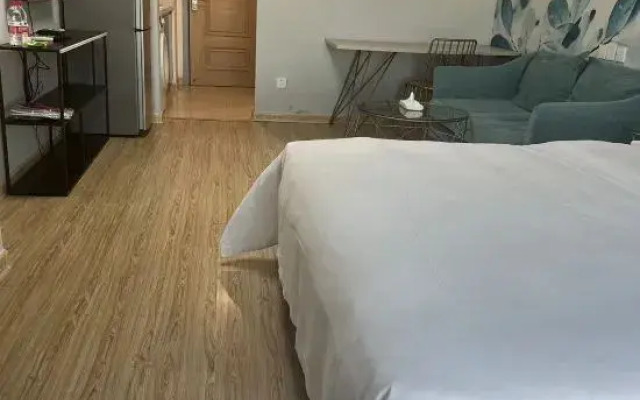 Land Sea Apartments