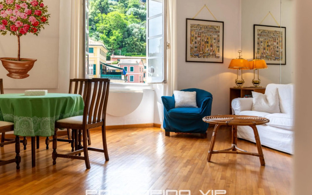 Your Window on Portofino