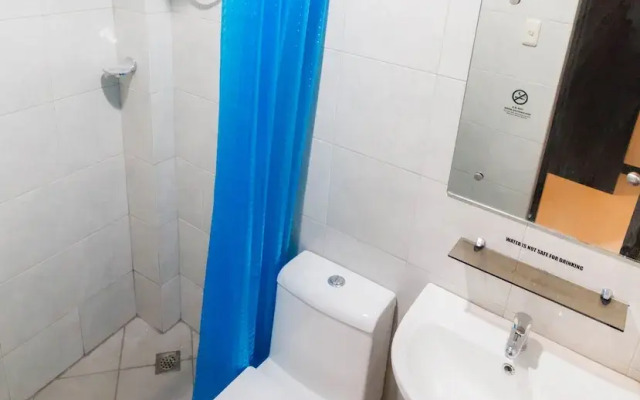 Mahogany Tourist Inn